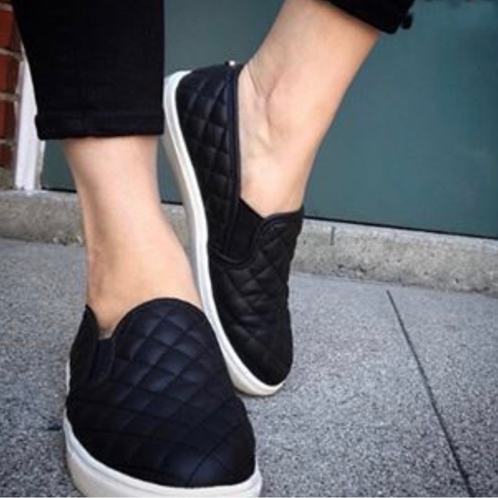 Steve Madden ECENTRCQ Black Slip on Sneakers